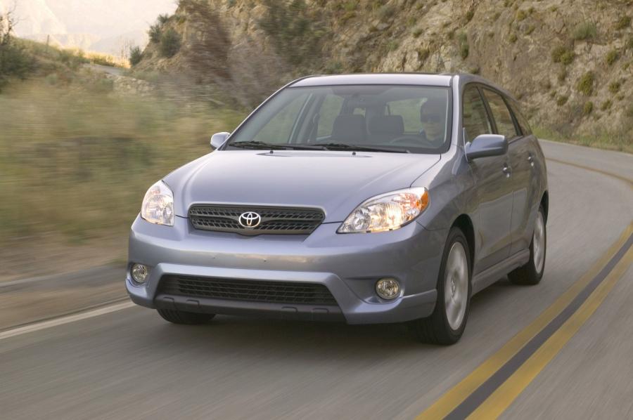  Toyota Matrix 2003 года  (фото 57 из 102)